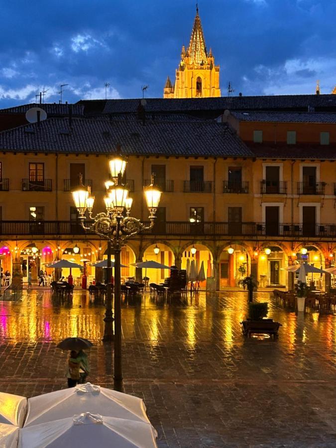 Bohemia Plaza Mayor Ii- León Buitenkant foto